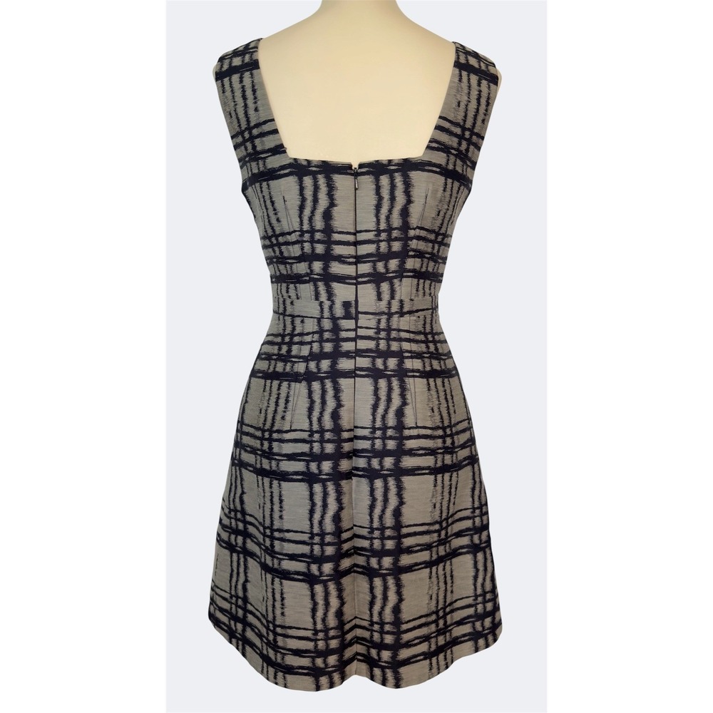 Reiss Grey & Black Plaid Fit and Flare Designer Dress Sleeveless Pleated Size 4 - Picture 6 of 14